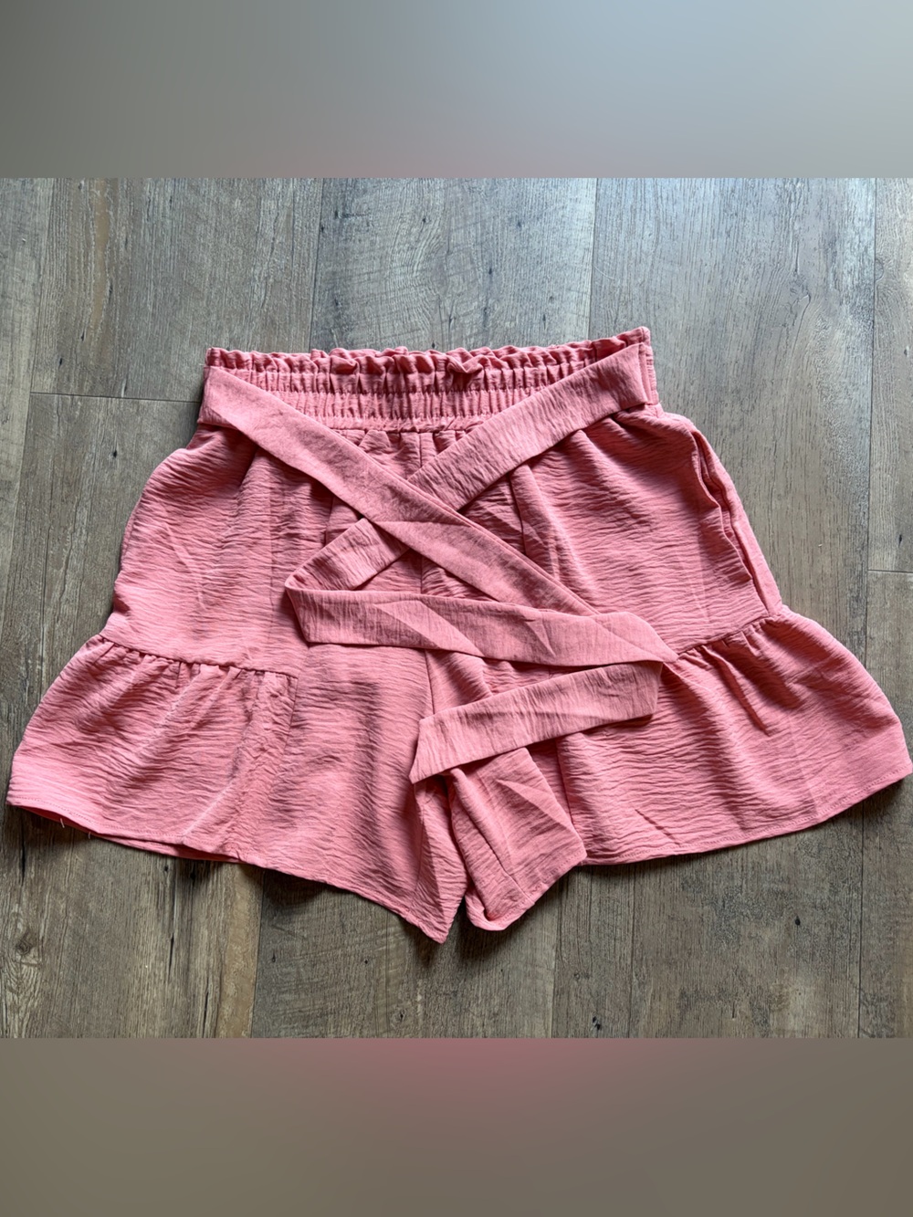 Pink High Waist Tie Belt Ruffle Shorts Size M NWT